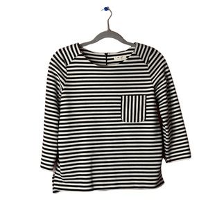 STYLISH B&W STRIPED TOP!!!